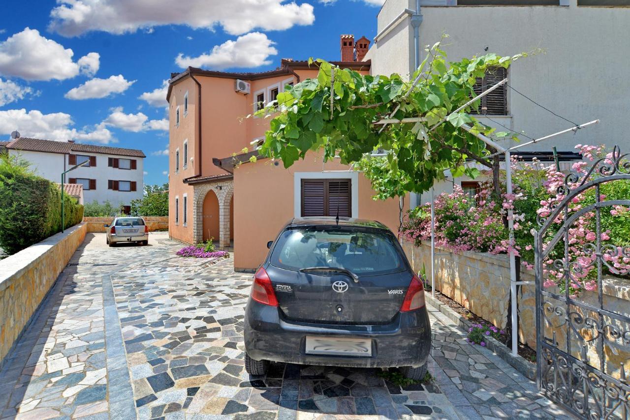 Apartment Mirela 2145 Fažana Exterior foto